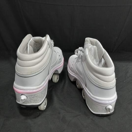 Light Up White Kick Speed Drop Out Wheels Roller Skate Shoes Women's Size 11, Men's Size 9.5 (EU 41) image number 2