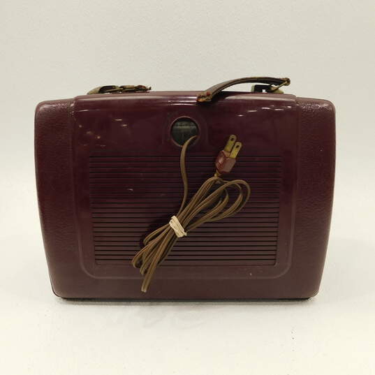 Vintage 1940’s GE General Electric Model 150 Portable AM Radio image number 7