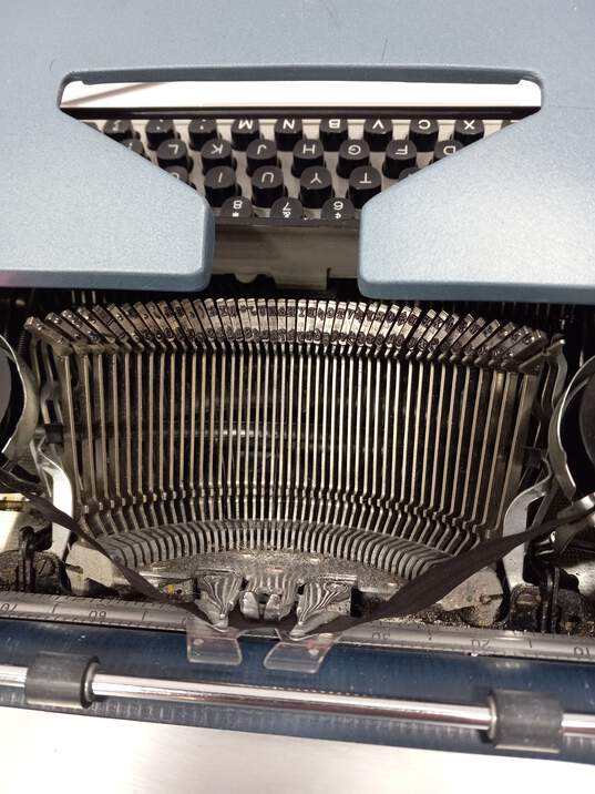 SCM Smith Corona Electra 110 Typewriter & Hard Travel Case image number 5