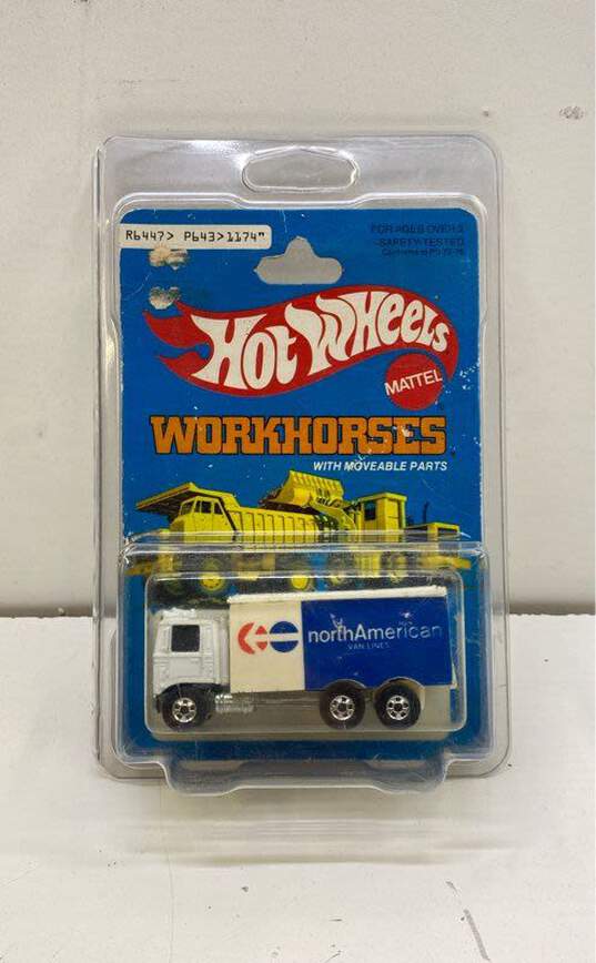 Hot Wheels North American Van Lines Vintage 1980 1:64 with Protector NIP image number 1