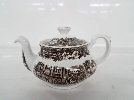 'Coaching Taverns' Royal Tudor Ware Teapot image number 2