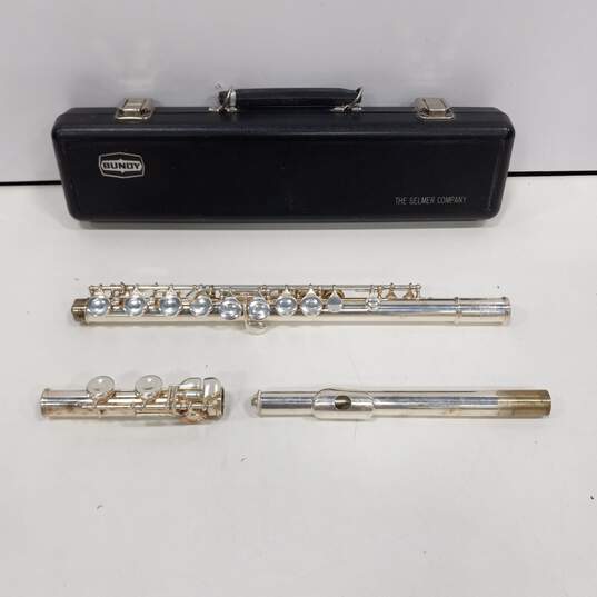 Bundy II Flute w/Hard Case image number 2