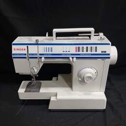 Singer Vintage Sewing Machine