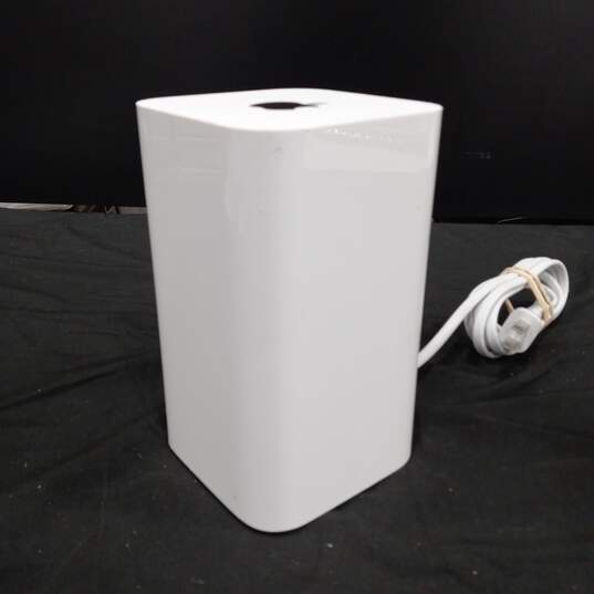 Apple AirPort Extreme Base Station Wireless Router Model A1521 image number 3