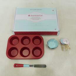 New AMERICAN GIRL Cupcake Baking Set By Williams Sonoma