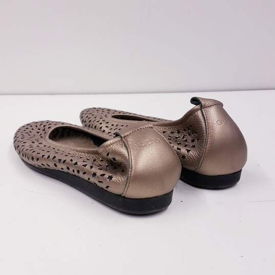 Arche Lilly Perforated Ballet Flats Champagne 9.5 image number 4