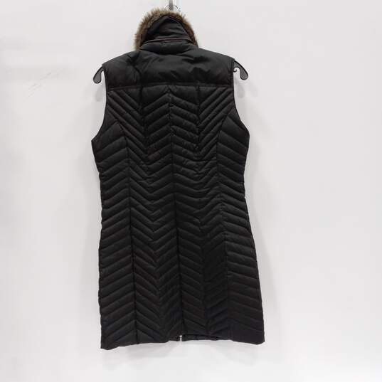 Eddie Bauer Women's Black Fur Collar Down Vest Size XS image number 2