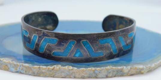 Vintage Taxco & Mexico 925 Faux Turquoise Chips Enamel Inlay Etched Greek Key Disc Pendant Brooch & Wide Cuff Bracelet 36.6g image number 2