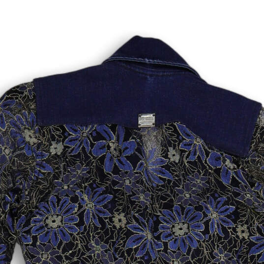Womens Blue Denim Floral Long Sleeve Button Front Jacket Size 6 image number 4
