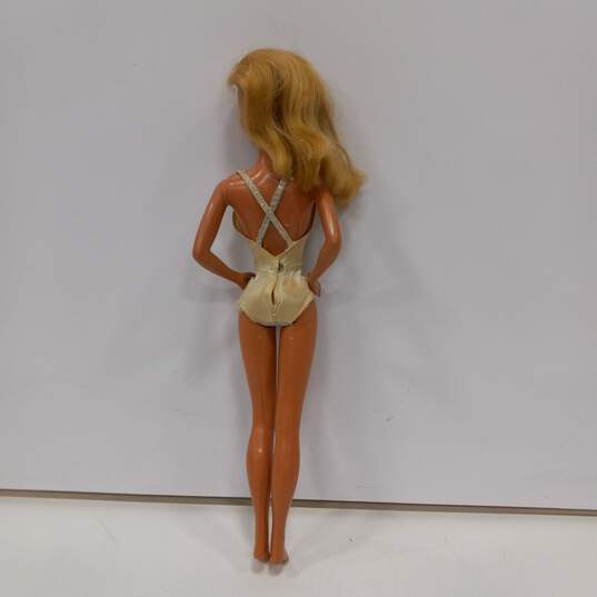 Supersize Barbie 18 Inch 1976 Doll ( Fair Condition ) image number 2