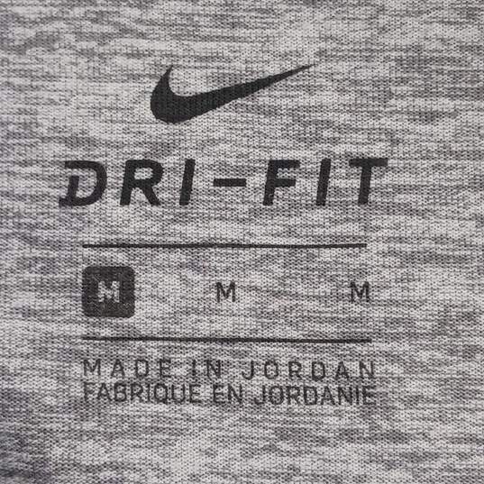 Nike Dri-Fit Running Shirt/Jacket Size M image number 3