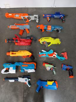 13pc Bundle of Assorted Nerf Air-Soft Guns alternative image