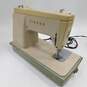 Singer 513 Stylist Electric Sewing Machine With Pedal & Case image number 6