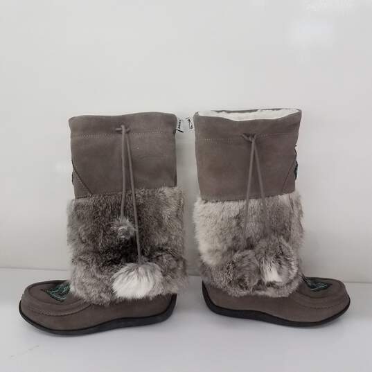 Muk Luks Snowy Owl Rabbit Fur & Suede Women's Winter Boots Size 5 image number 1