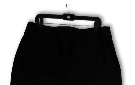 NWT Mens Black Flat Front Slash Pocket Athletic Golf Shorts Size 2.5 image number 3