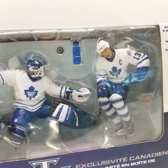 MacFarlane's Sports Picks Toronto Maple Leafs Figures - Sundin, Belfour, Mogilny image number 3