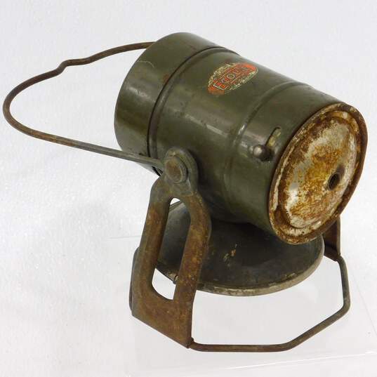 Vintage Milwaukee Economy Electric Lantern Co. Hand Held Lantern image number 1