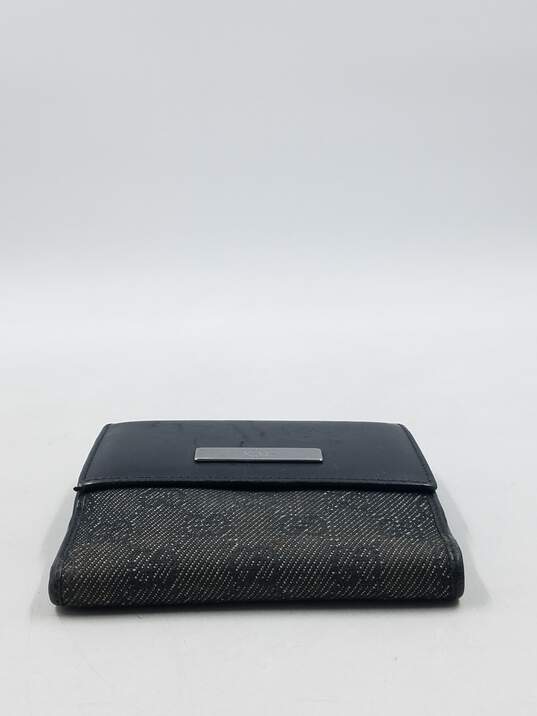 Authentic Gucci GG Black Bi-Fold Wallet image number 3