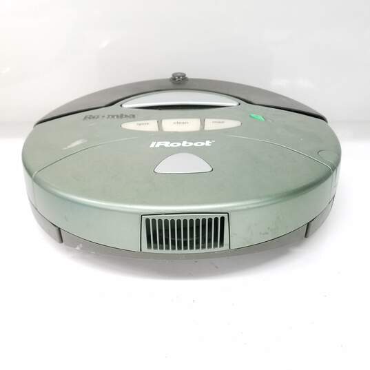 Roomba Model 4110 Robot Vacuum for Parts or Repair image number 3