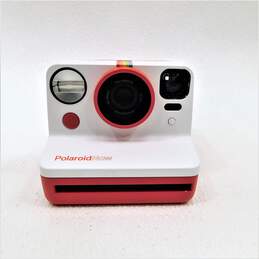 Polaroid Now Red & White Autofocus i-Type Instant Film Camera alternative image