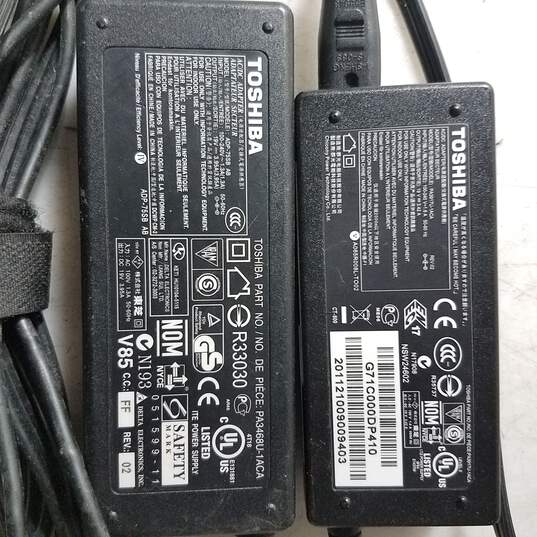 Lot of Two Toshiba  Laptop Adapters image number 3