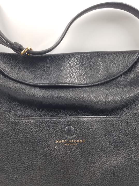 Authentic Marc Jacobs Black Leather Shoulder Bag image number 7