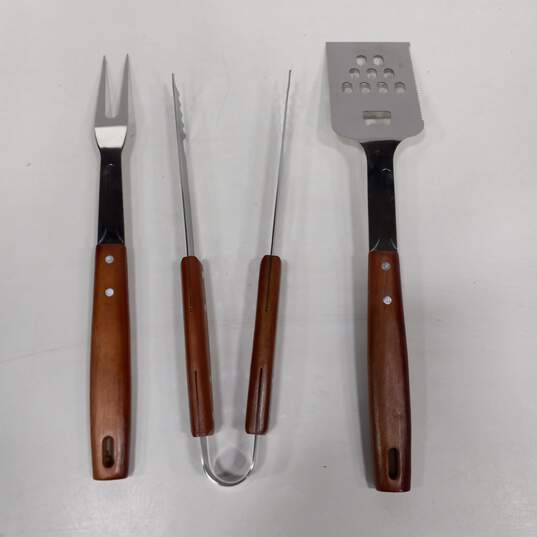 Bar-B-Que Cooking Utensils in Wood Case image number 3