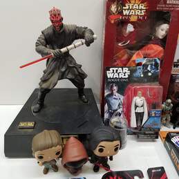 Lot of Star Wars Collectibles alternative image