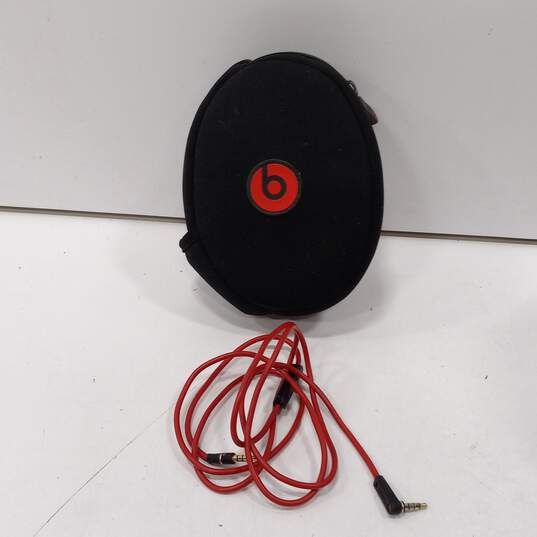 Beats By Dre Light Blue Solo Headphones In Case image number 6