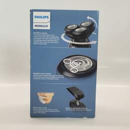 SEALED Philips Norelco 5100 Wet/Dry Rechargeable Electric Shaver S5210/81 NIB Factory Sealed alternative image
