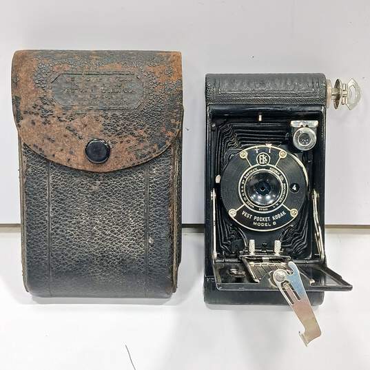 Vintage Eastman Kodak Vest Pocket Kodak Model B Film Camera w/Leather Case image number 1