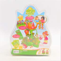 Sealed Garden Girlz Meadow Mansion Lilly Bloom Seed Growing Playset alternative image