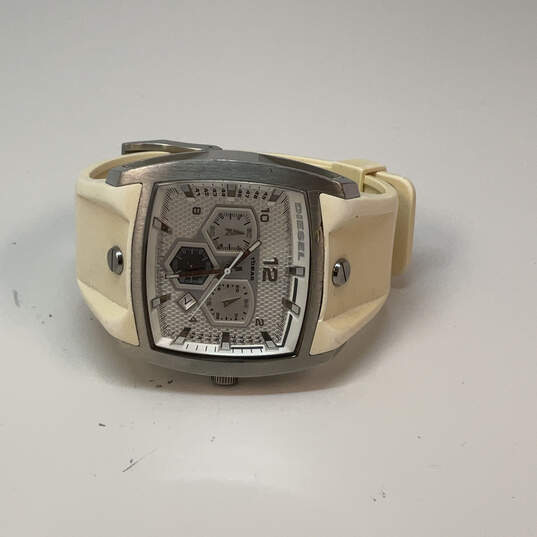 Designer Diesel DZ-4163 Silver-Tone Chronograph Classic Analog Wristwatch image number 2