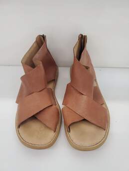 Women Born Brown lmani Sandal size-10