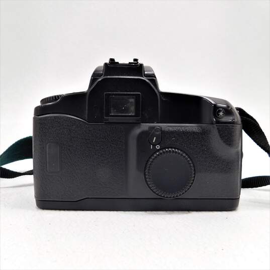 Canon EOS Elan SLR 35mm Film Camera - Body Only image number 3