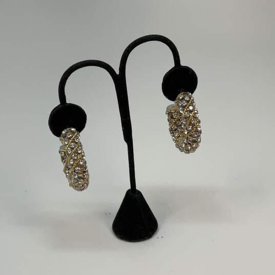 Designer Stella & Dot Gold-Tone Chain Clear Rhinestone Chunky Hoop Earrings image number 1