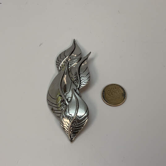 Designer Laurel Burch Silver-Tone Leaf Shape Fashionable Brooch Pin image number 2