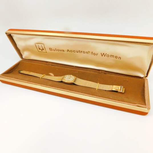 Ladies Vintage Bulova Accutron Gold Filled Mesh Band Wrist Watch 30.0g image number 9