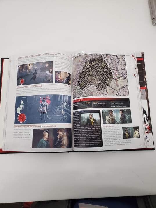 Assassin's Creed Syndicate Official Collector's Edition Guide Book image number 3