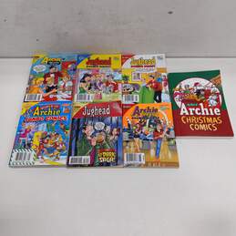 BUNDLE OF 7 ASSORTED ARCHIE COMIC BOOKS