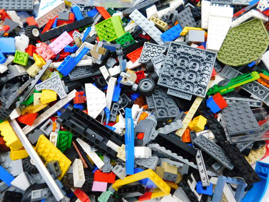 11.0 LBS Mixed LEGO Bulk Box image number 2