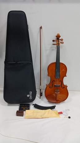 Cecilio Violin With Bow And Hard Case alternative image