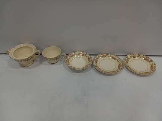 Vintage Crown Potteries Co. Assorted Dishes 5pc Bundle image number 1