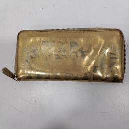 Michael Kors Women's Gold Tone Zip Around Wallet alternative image