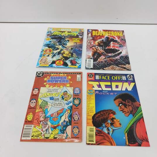 Bundle of 12 Assorted DC Comic Books image number 3