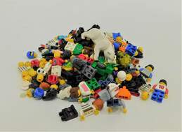 9.3oz Misc Lego Minifigures