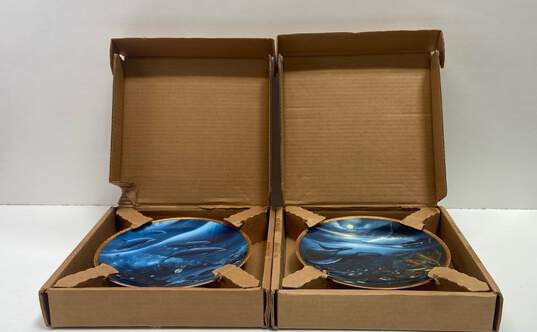 Wyland Limited Edition Set of 2 Collectors 8.5 in Wall Art Plates image number 1