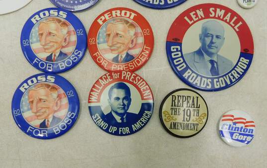 Mixed Set of Political Buttons and Advertisements image number 4