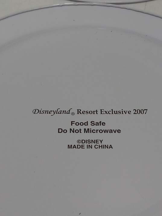 Disneyland Resorts 2007 Set of 4 Tin Holiday Plates Christmas Table Decor image number 4
