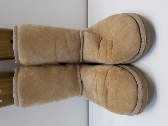 Ugg Australia Women's Brown Classic Short Leather Sheep Fur Boot Size 6W image number 6